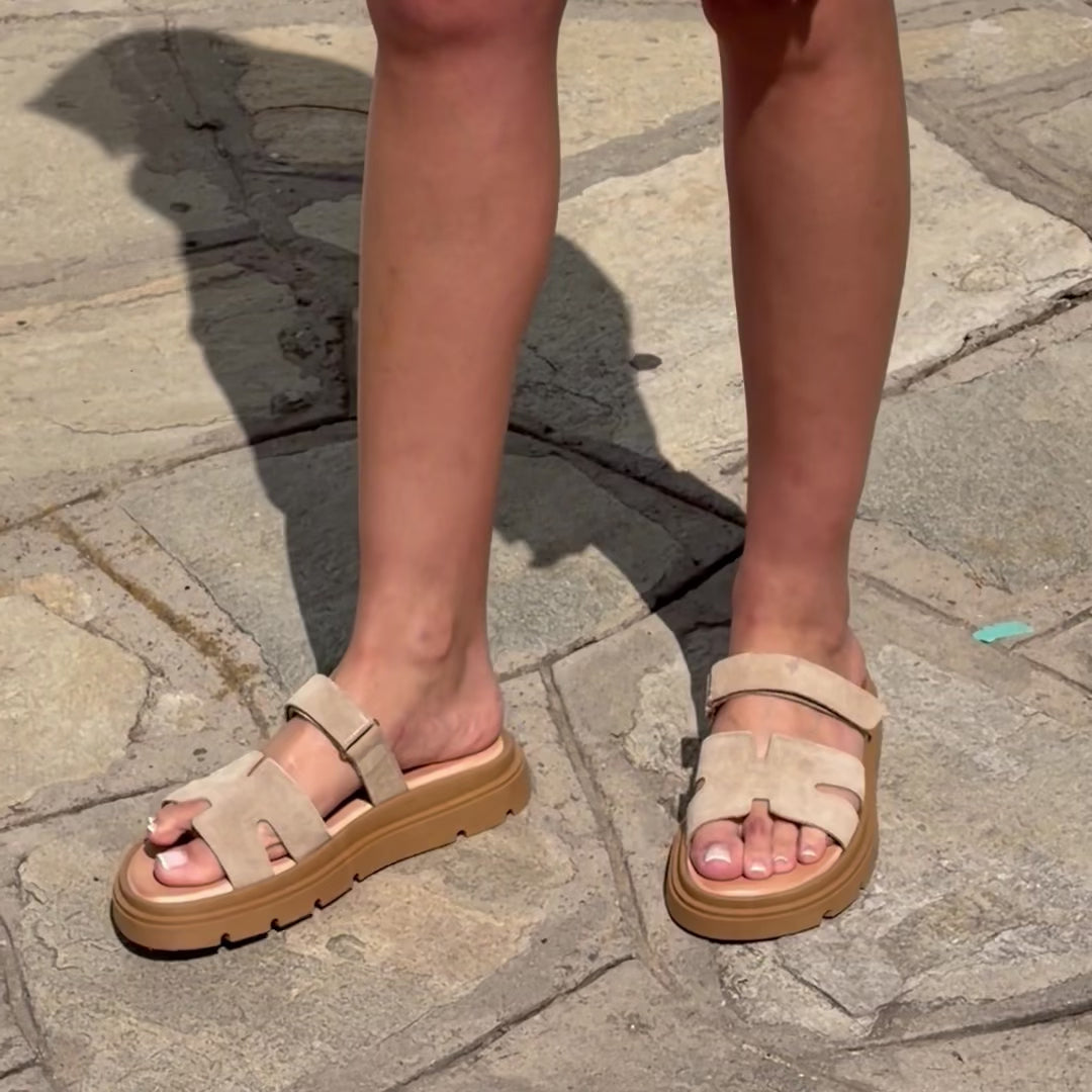 Suede Flatform Sandals
